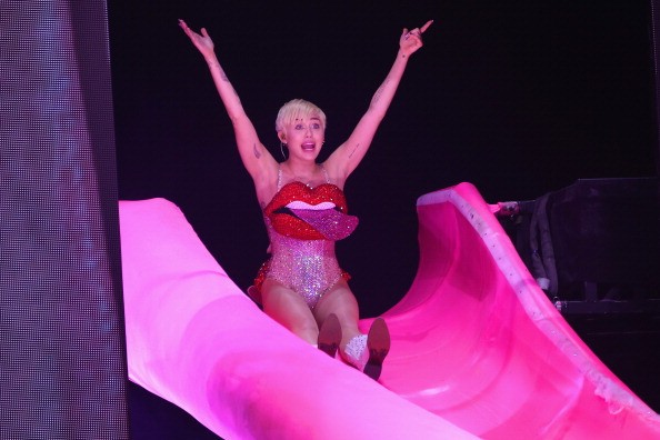Miley Cyrus collaborating with Flaming Lips for 'Bangerz' follow-up material