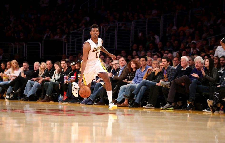Nick Young informs Lakers he's opting out of his contract to become a free agent