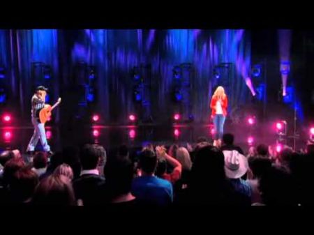Trisha Yearwood: Grammy & Emmy winner, bestselling author, wife & bonus mom