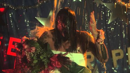 Video: Dave Grohl adds horror movie twist to ALS ice bucket challenge