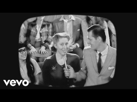 Sia holds No. 1 spot on Hot 100 with 'Cheap Thrills'