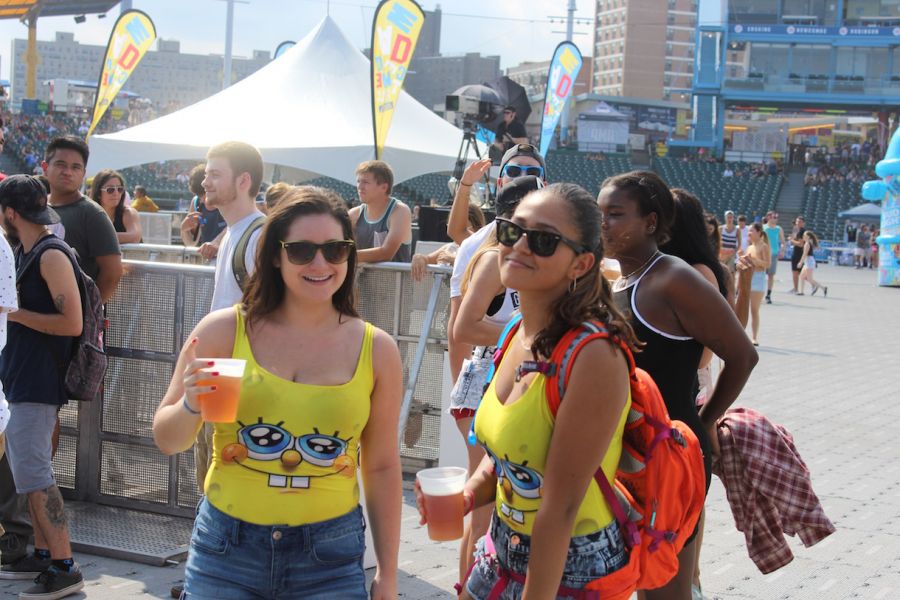 Slideshow Main Photo Credits