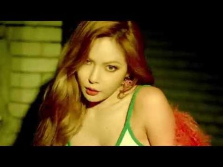 HyunA turns out the club in music video for 'How's This?'