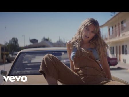Tove Lo releases official 'Cool Girl' music video