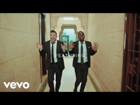 Featured musicians ready for their roles on 'Premios Tu Mundo' 