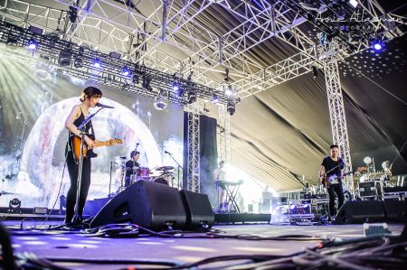 Daughter perform at the Panorama Music Festival
