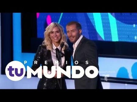 'Premios Tu Mundo' performers spread hope and peace