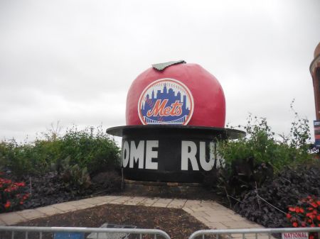 Neil Walker might return to the Mets in 2017
